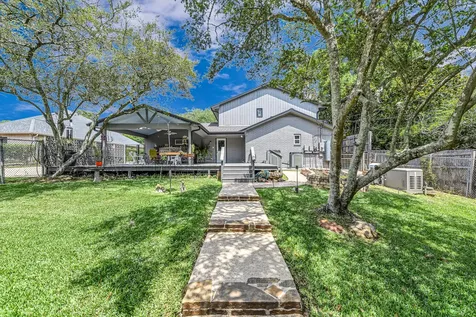 201 Hillcrest Drive Richmond TX 77469