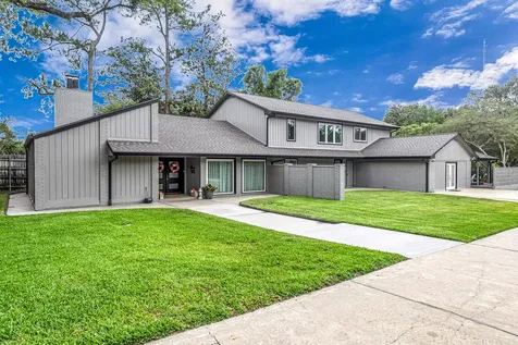 201 Hillcrest Drive Richmond TX 77469