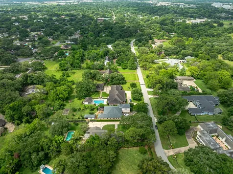 201 Hillcrest Drive Richmond TX 77469