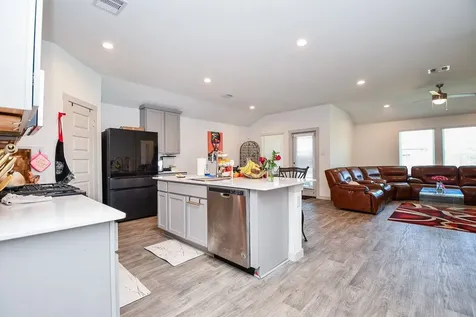 8134 Sugar Cane Lane Rosharon TX 77583