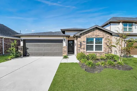 4946 Pine Haven Lane Fresno TX 77545