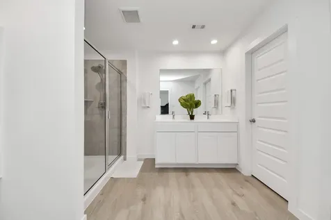4946 Pine Haven Lane Fresno TX 77545