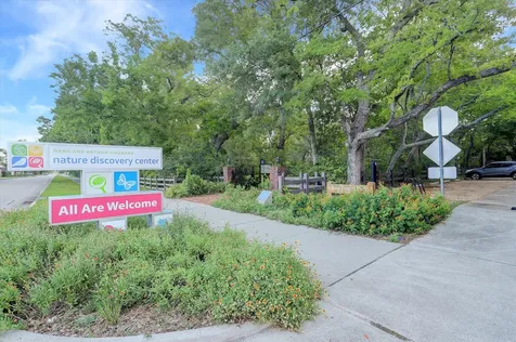 4626 Evergreen Street Bellaire TX 77401