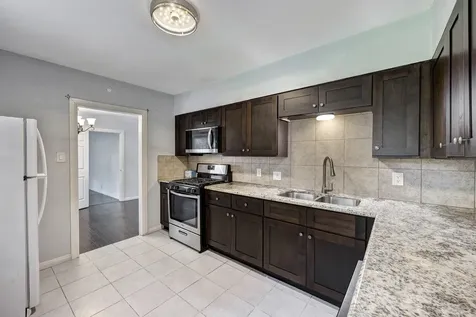 4626 Evergreen Street Bellaire TX 77401