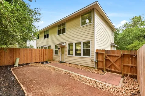 78 N Camellia Grove Circle The Woodlands TX 77382