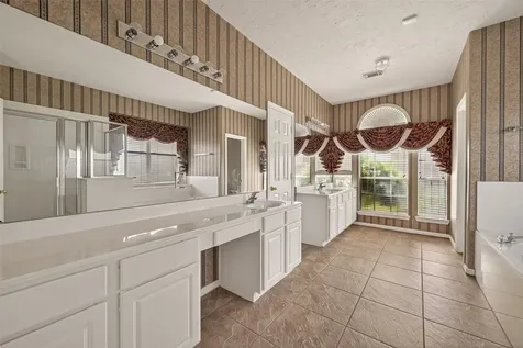 13918 Whispertrail Court Houston TX 77014