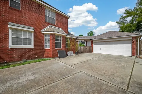 13918 Whispertrail Court Houston TX 77014