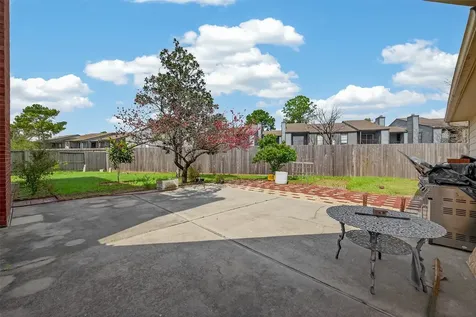 13918 Whispertrail Court Houston TX 77014