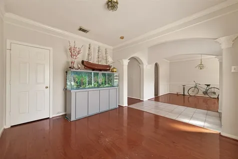 13918 Whispertrail Court Houston TX 77014