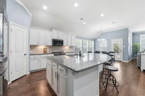 4310 Bearberry Avenue Baytown TX 77521