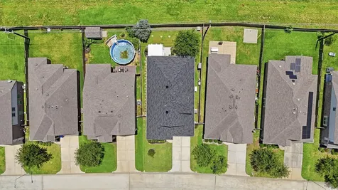 4310 Bearberry Avenue Baytown TX 77521