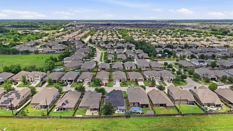 4310 Bearberry Avenue Baytown TX 77521