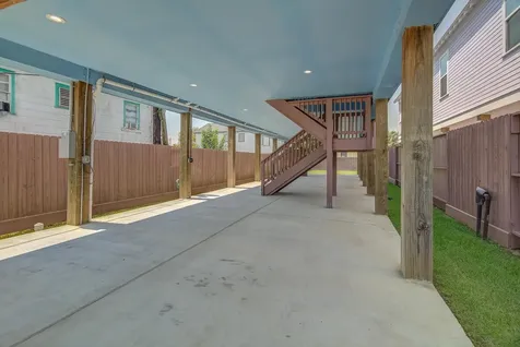 2311 67th Street Galveston TX 77551