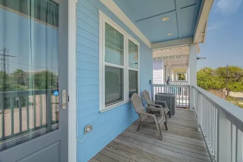 2311 67th Street Galveston TX 77551