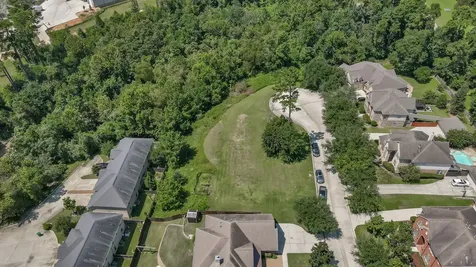 2400 Bramlet Drive Conroe TX 77304
