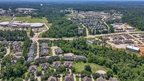 2400 Bramlet Drive Conroe TX 77304