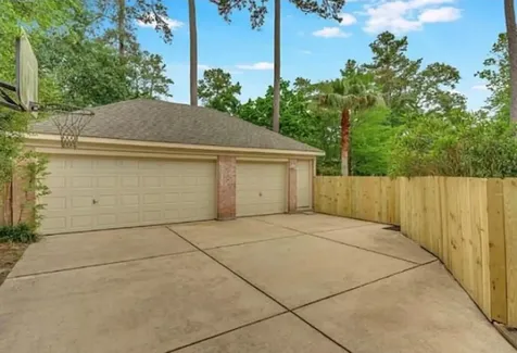 2 Twin Feather Place The Woodlands TX 77381
