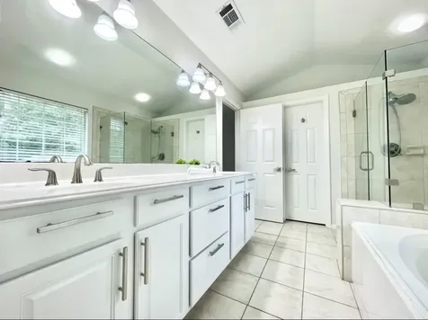 2 Twin Feather Place The Woodlands TX 77381