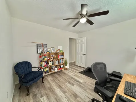 2 Twin Feather Place The Woodlands TX 77381