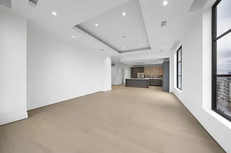 2323 San Felipe Street 803 Houston TX 77019