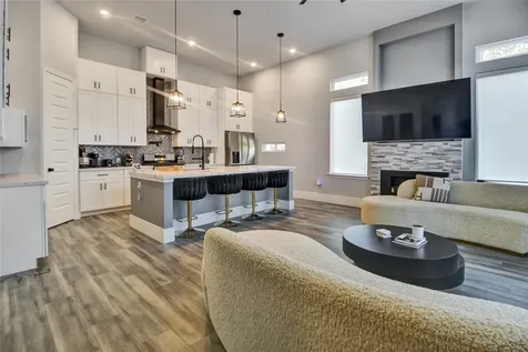 811 Paul Quinn Street Houston TX 77091