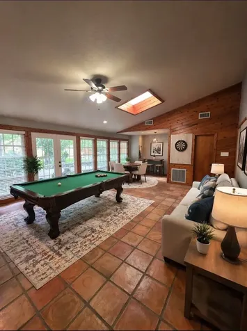 1844 Rollingwood Drive Huntsville TX 77340