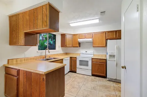 10314 Paintbrush Lane Sugar Land TX 77498