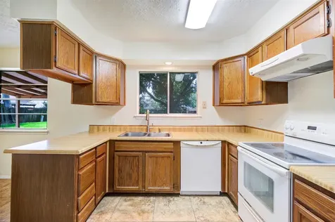 10314 Paintbrush Lane Sugar Land TX 77498