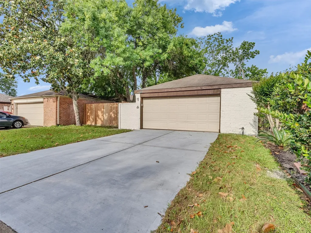 1912 Tremont Court Rosenberg TX 77471