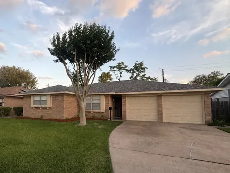 7335 Tanager Street Houston TX 77074