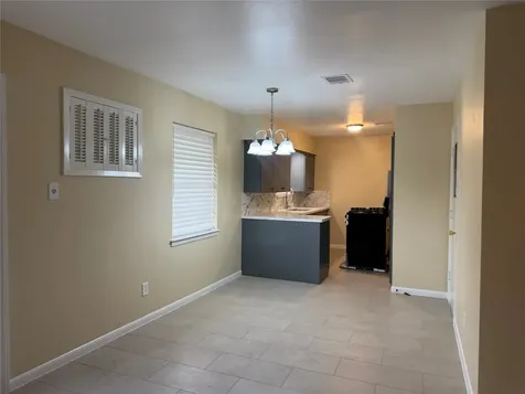 7335 Tanager Street Houston TX 77074