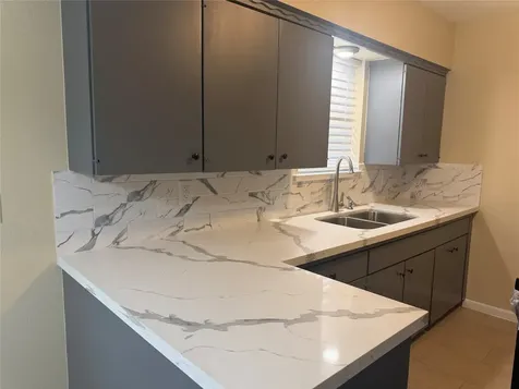 7335 Tanager Street Houston TX 77074