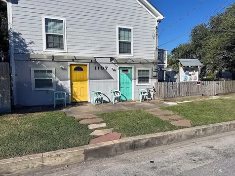1107 13th Street 2 Galveston TX 77550
