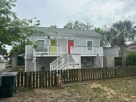 1107 13th Street 2 Galveston TX 77550