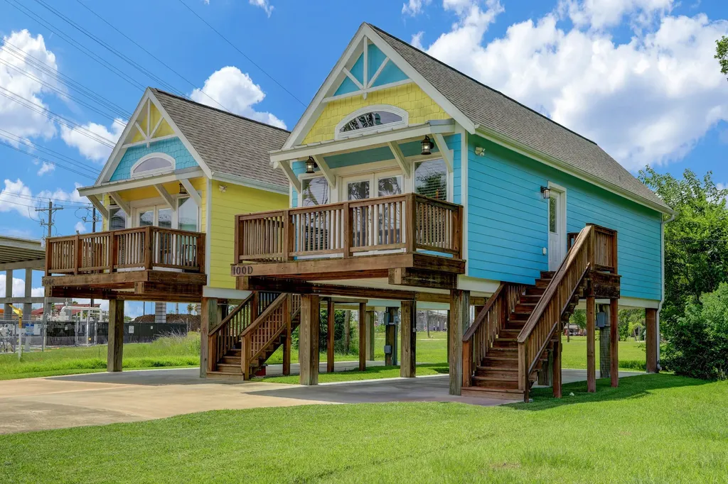 50 W 8th Street A Kemah TX 77565