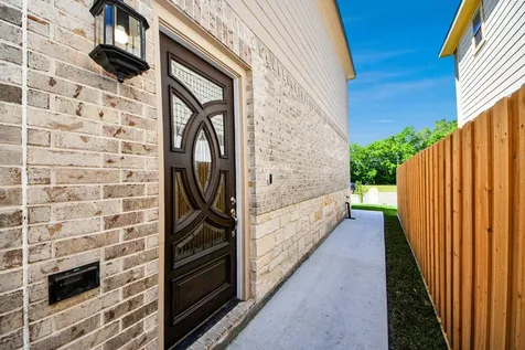 8304 S Breeze Drive C Houston TX 77071