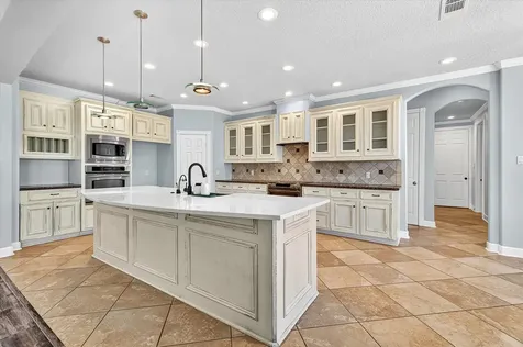 226 Quail Ridge Lane Dickinson TX 77539