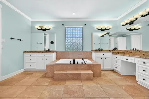 226 Quail Ridge Lane Dickinson TX 77539