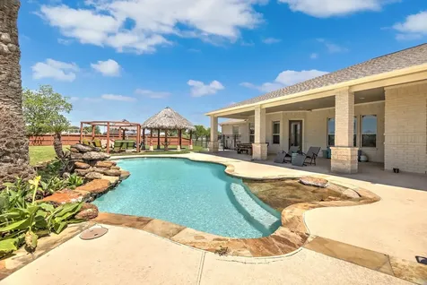 226 Quail Ridge Lane Dickinson TX 77539
