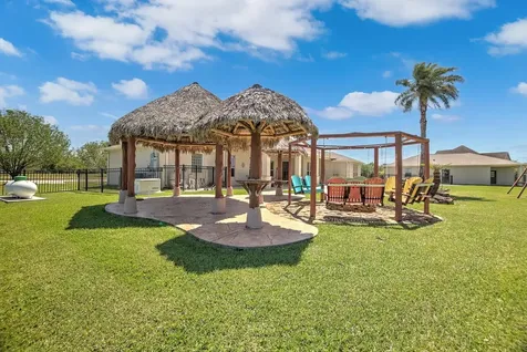 226 Quail Ridge Lane Dickinson TX 77539