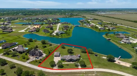 226 Quail Ridge Lane Dickinson TX 77539