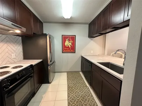 3300 Yorktown Street 22 Houston TX 77056