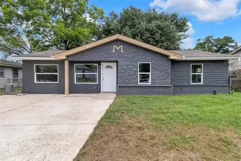 3219 Brea Crest Street Houston TX 77093