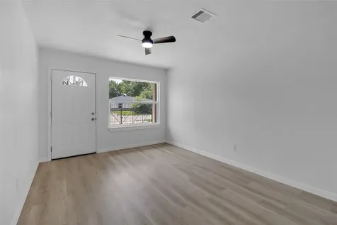 3219 Brea Crest Street Houston TX 77093