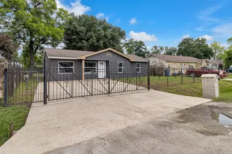 3219 Brea Crest Street Houston TX 77093