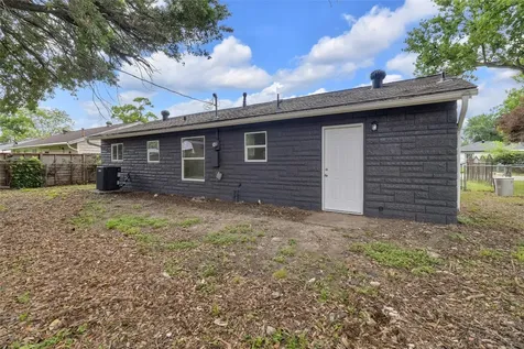 3219 Brea Crest Street Houston TX 77093