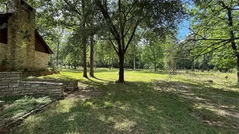246 Rosanky Livingston TX 77351