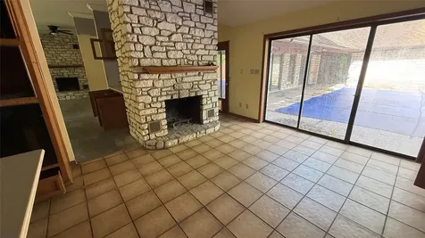 246 Rosanky Livingston TX 77351