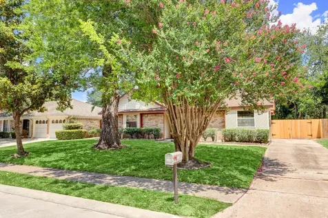 9006 Stone Brook Lane Houston TX 77040