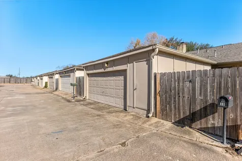 36 Pinehurst Lane Missouri City TX 77459